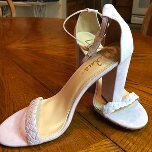 Lulus lavender braided heels size 9 NWOT